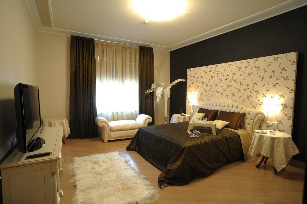 Hotel Evropa Belgrado Habitación foto